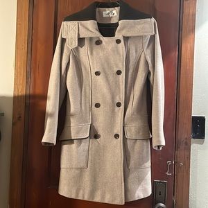 Calvin Klein tan and dark green jacket